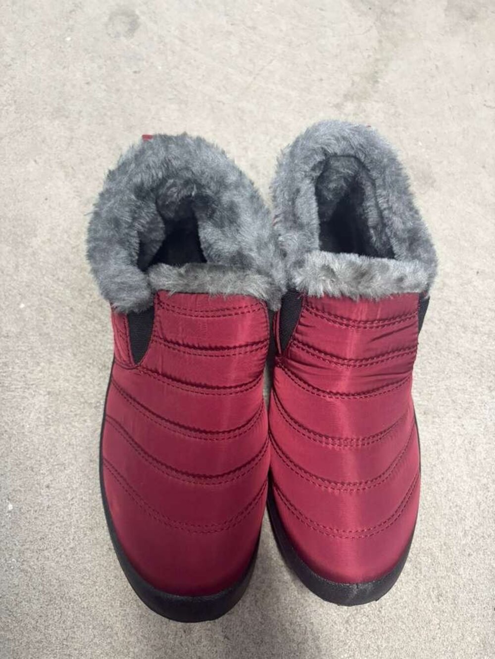 Women's Quilted Nylon Snow Boots Burgundy Red Faux Fur Lined Slip On Size 40